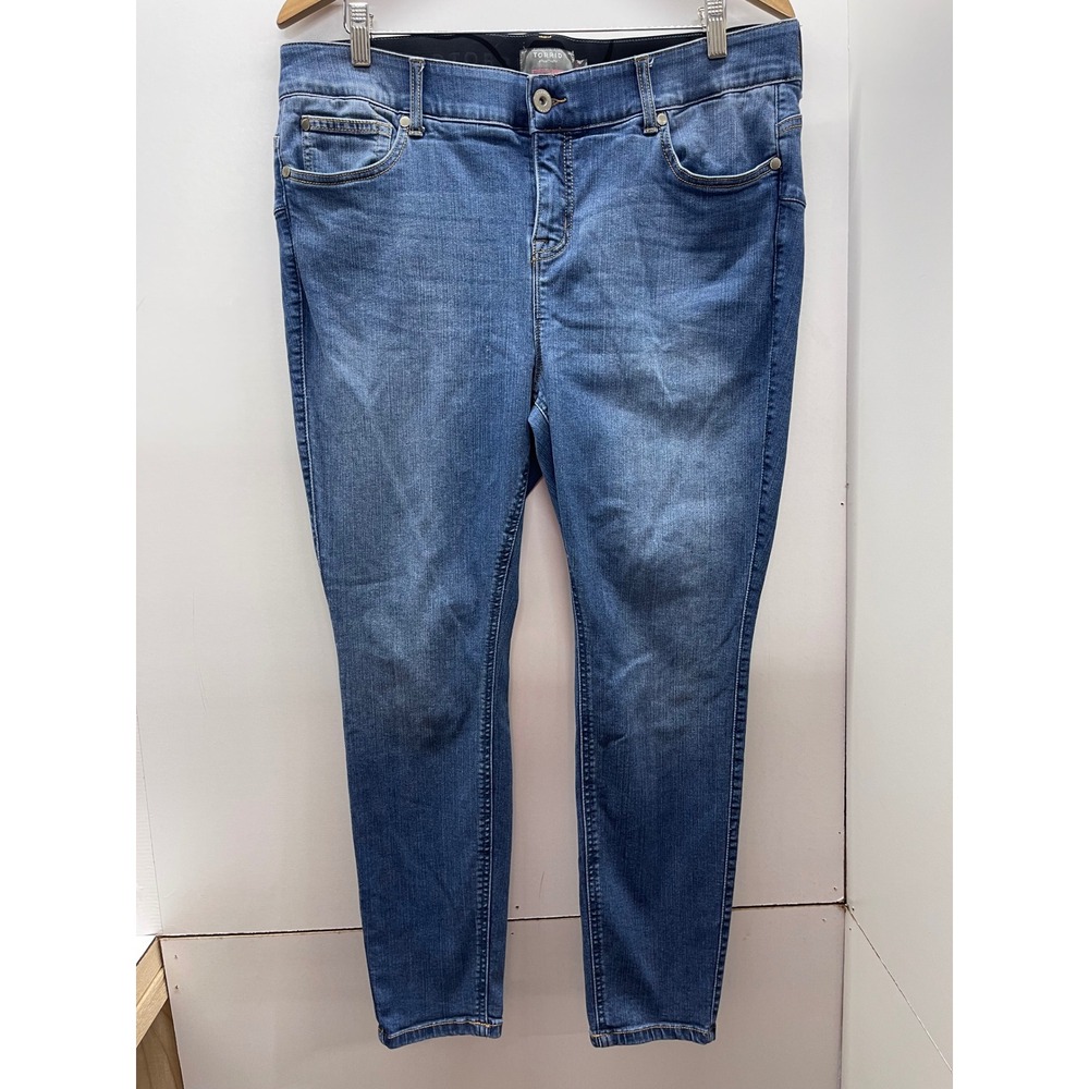 Torrid Bombshell Skinny Jeans Blue Medium Wash Premium Stretch Size 18S
